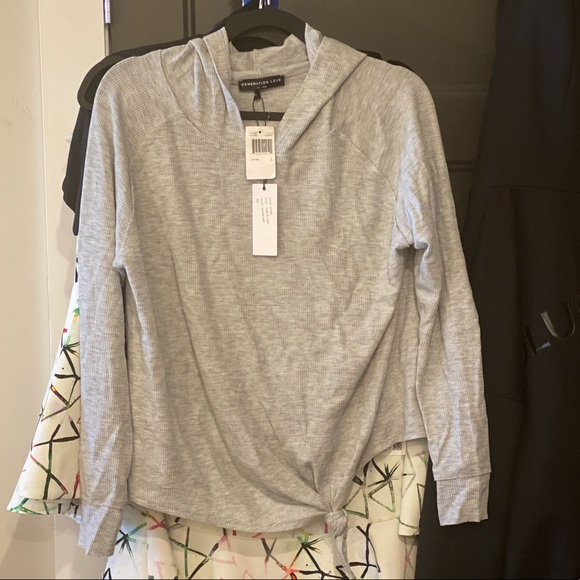 NWT Generation Love Dawn Tie-Front Hoodie Tee Sweater Sold Out Large - Picture 5 of 8